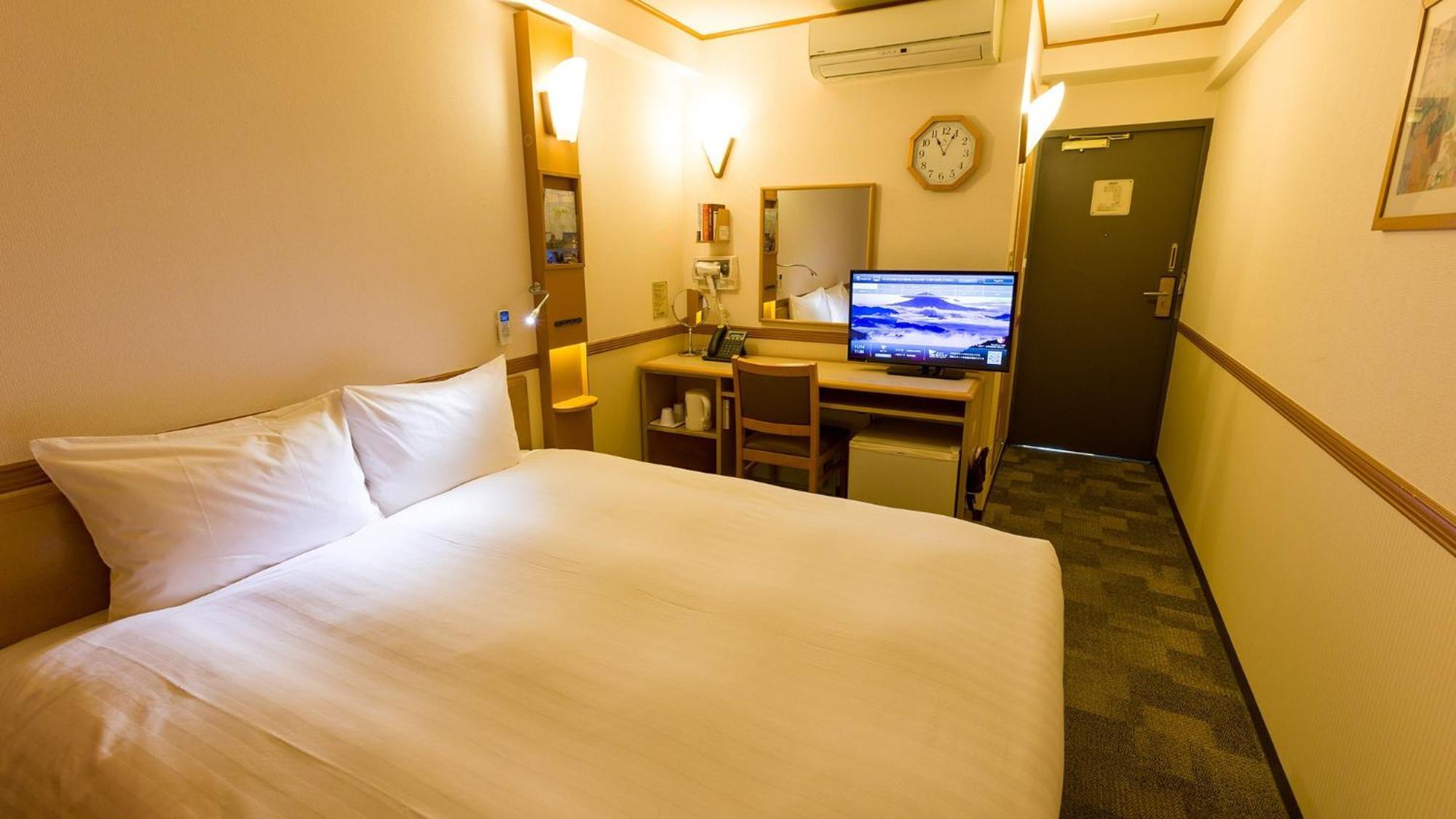 Toyoko Inn Shin-Osaka Chuo-Guchi Shinkan Habitación foto